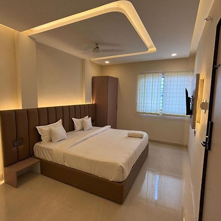 Hotel Vilaasitaa Vijay Nagar Indore Exterior foto