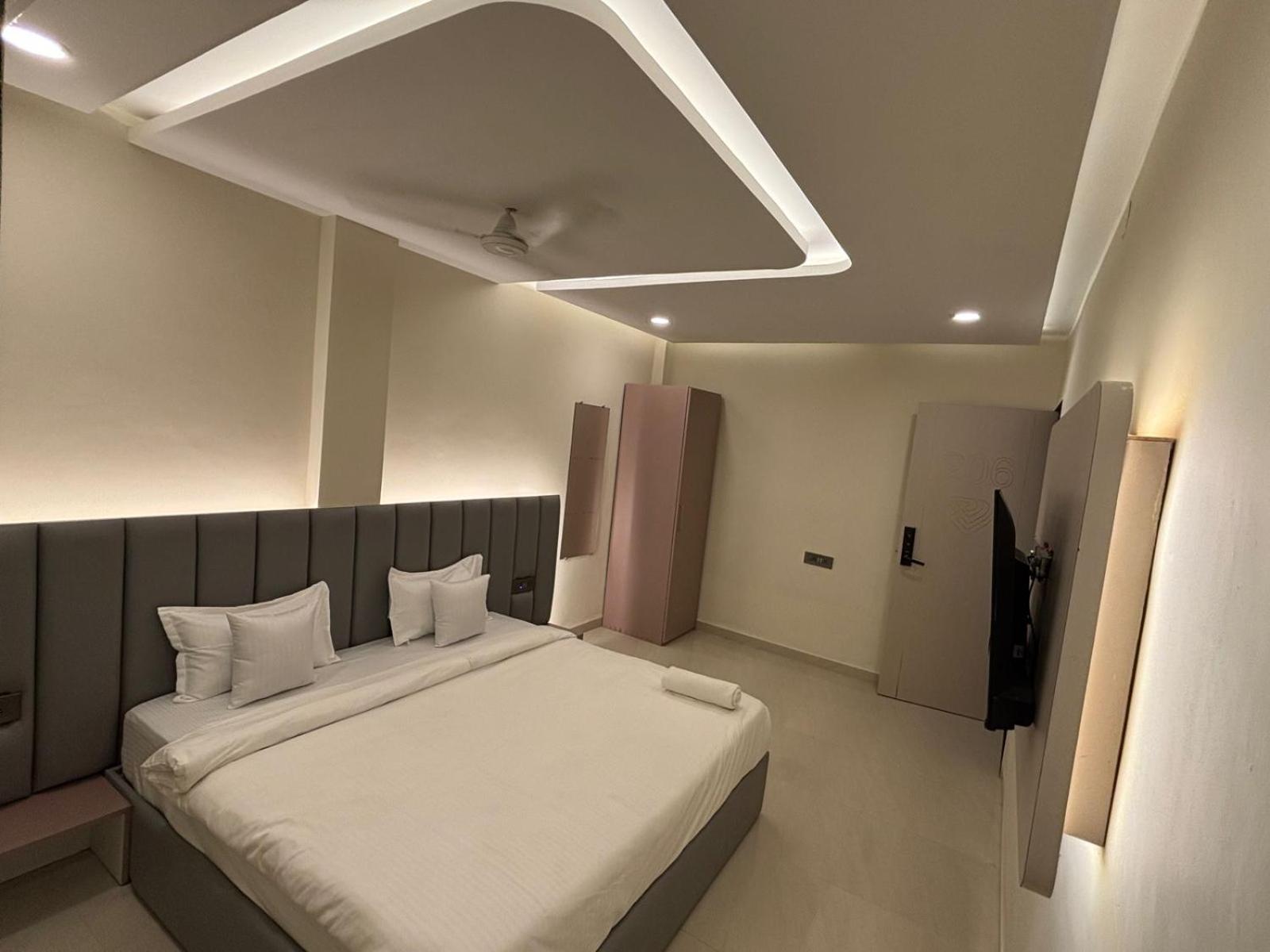 Hotel Vilaasitaa Vijay Nagar Indore Exterior foto